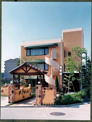 ラビアンローズ宝塚 ラビアンローズ宝塚